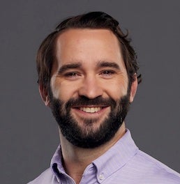 两连胜并不 两连胜并不